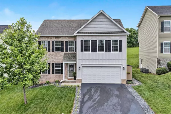 2010 Lawson LN, Vinton, VA 24179