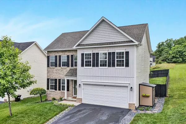 2010 Lawson LN, Vinton, VA 24179