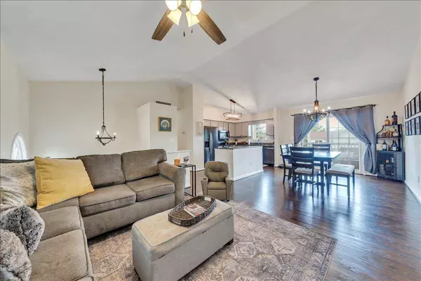 2414 Carlsbad CIR, Roanoke, VA 24012