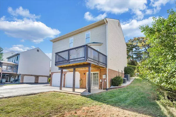 226 Bush DR, Vinton, VA 24179