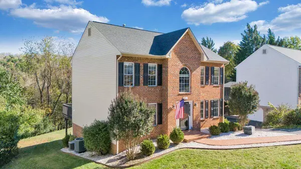 226 Bush DR, Vinton, VA 24179