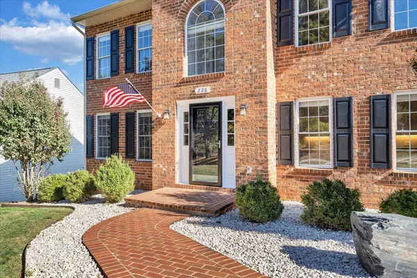 226 Bush DR, Vinton, VA 24179