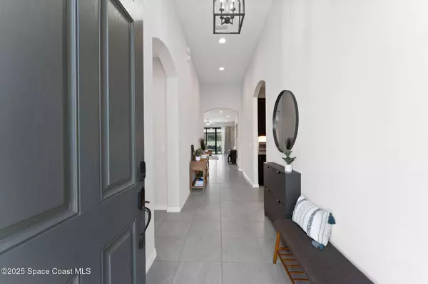 7504 Poulicny LN, Melbourne, FL 32940