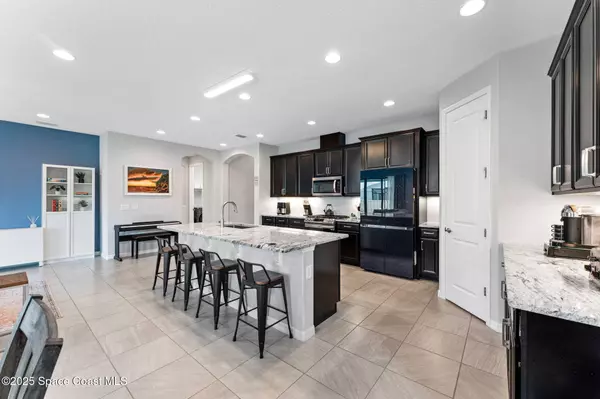 7504 Poulicny LN, Melbourne, FL 32940