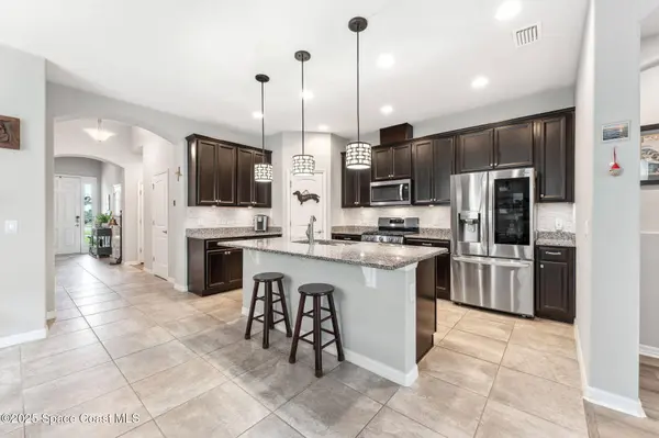 3046 Casterton DR, Melbourne, FL 32940