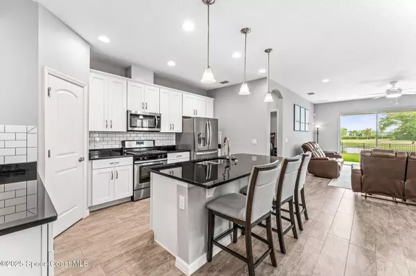 2932 Casterton DR, Melbourne, FL 32940