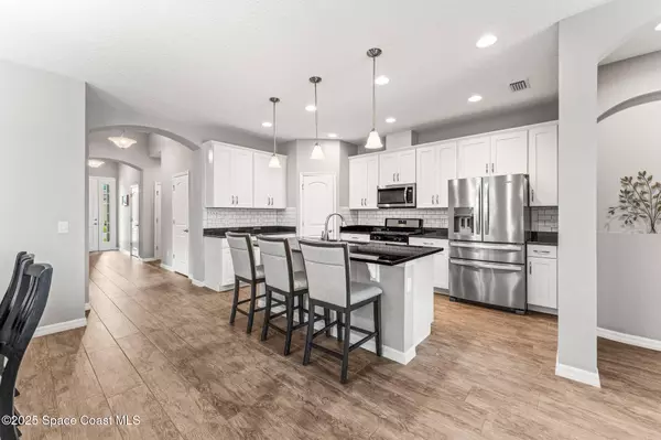 2932 Casterton DR, Melbourne, FL 32940