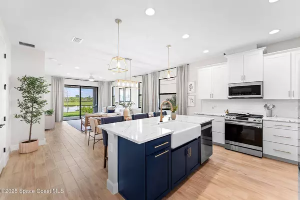 3015 Blazing Star DR, Melbourne, FL 32940