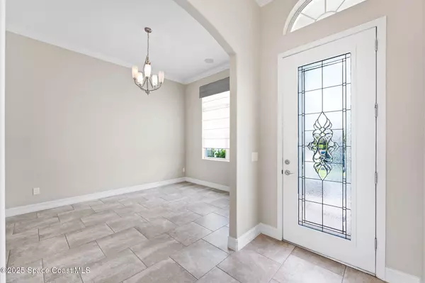 7684 Poulicny LN, Melbourne, FL 32940