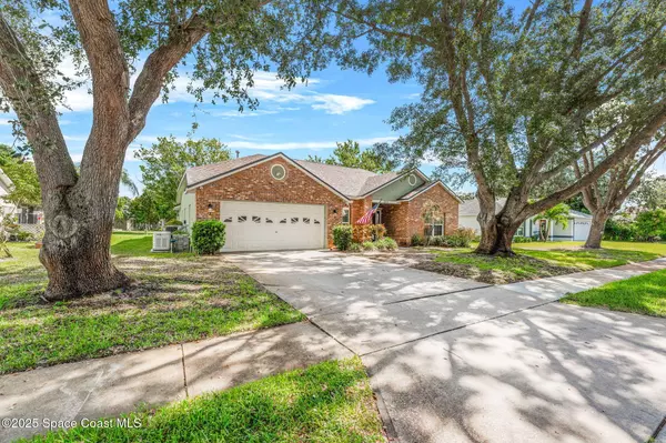 1218 Rolling Meadows DR, Rockledge, FL 32955