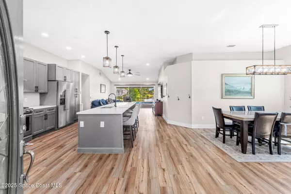 1218 Rolling Meadows DR, Rockledge, FL 32955