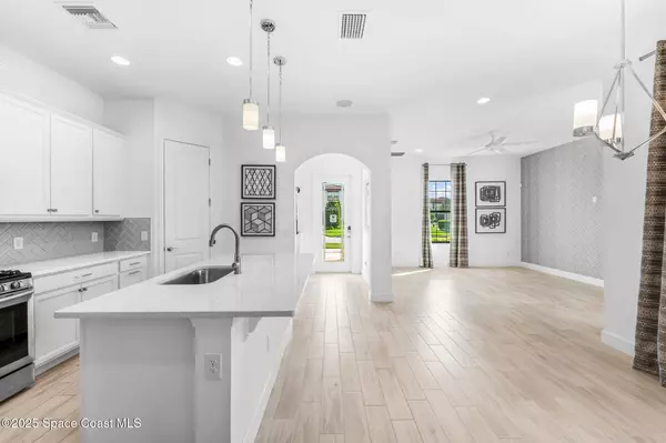 2209 Zuma LN, Melbourne, FL 32940