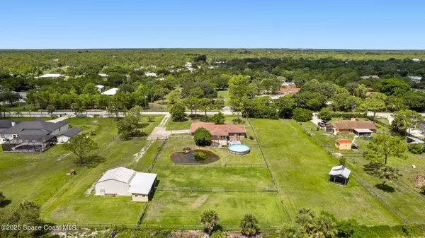 2175 Lacourt LN, Malabar, FL 32950