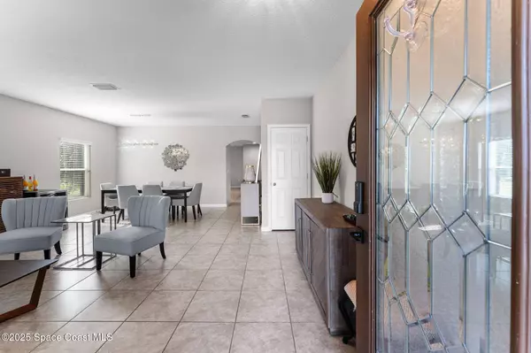 3875 Harvest CIR, Rockledge, FL 32955