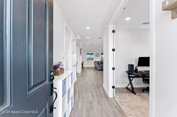 8215 Millbrook AVE, Melbourne, FL 32940