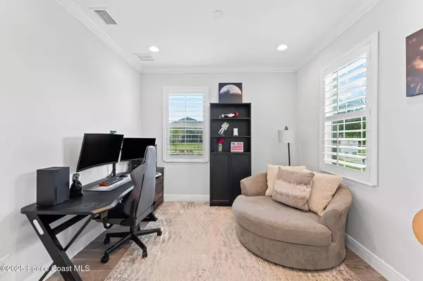 8215 Millbrook AVE, Melbourne, FL 32940