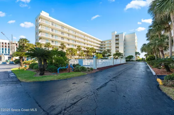 1050 N Atlantic AVE #402, Cocoa Beach, FL 32931