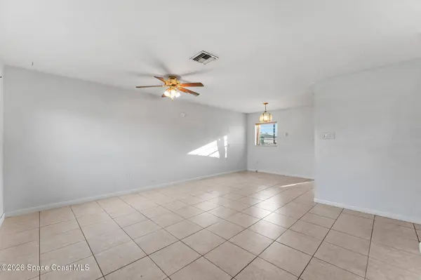 405 Lakeview AVE, Titusville, FL 32796