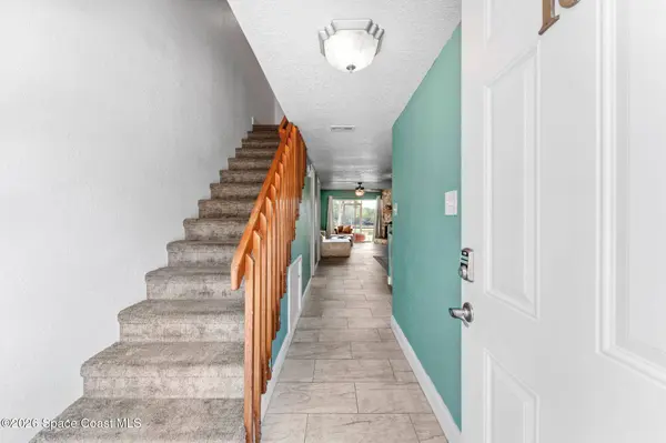 402 N 1st ST #10, Cocoa Beach, FL 32931