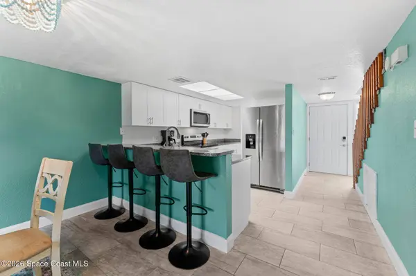 402 N 1st ST #10, Cocoa Beach, FL 32931