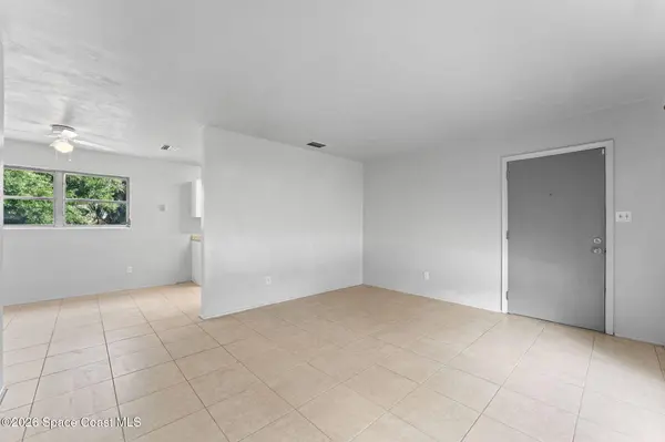 1042 Azalea LN, Cocoa, FL 32922