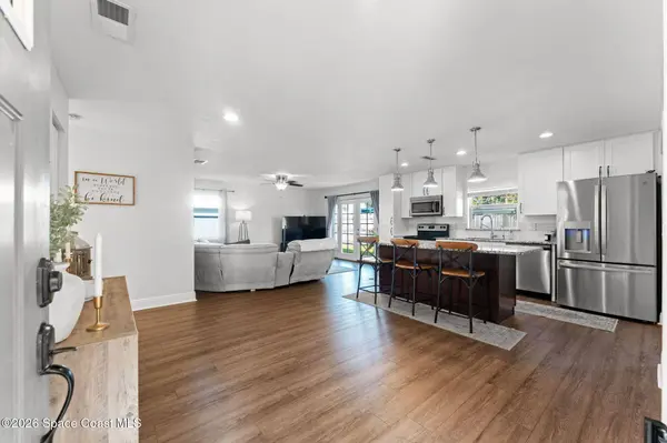 898 Levitt Pkwy, Rockledge, FL 32955