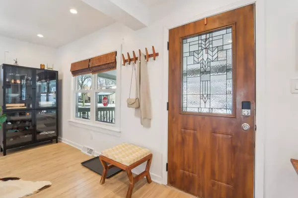 201 S 74th St, Milwaukee, WI 53214