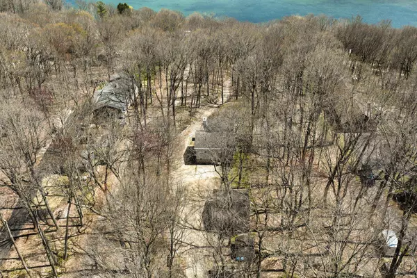 3951 Oak Ave, Polk, WI 53095