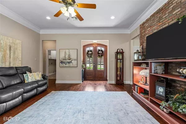 364 Grand, Shreveport, LA 71106