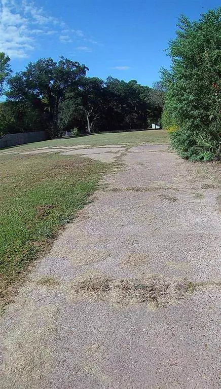 6318 E Ridge Drive, Shreveport, LA 71106