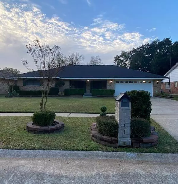 519 Rock Hollow Drive, Shreveport, LA 71115