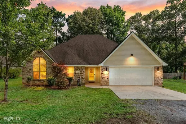 316 E Mckinley Avenue, Haughton, LA 71037