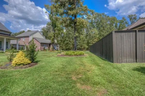 1104 Winterberry Lane, Shreveport, LA 71106