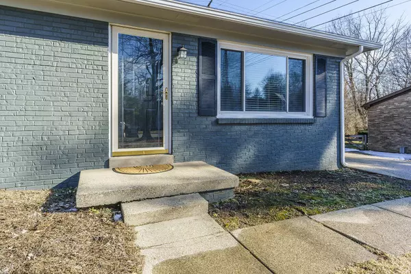 3820 Grassy Creek Drive, Lexington, KY 40514