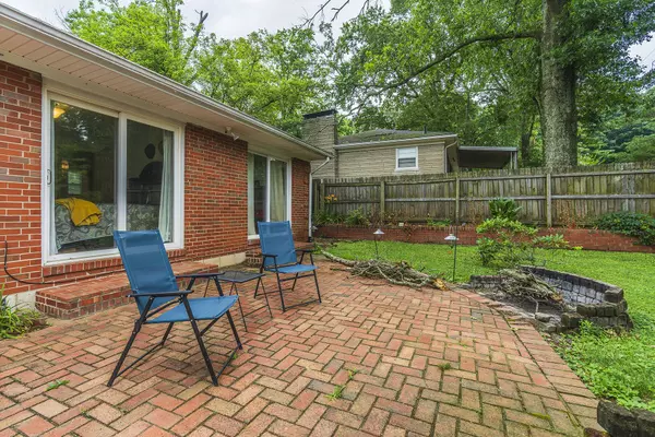 1501 Port Royal Drive, Lexington, KY 40504