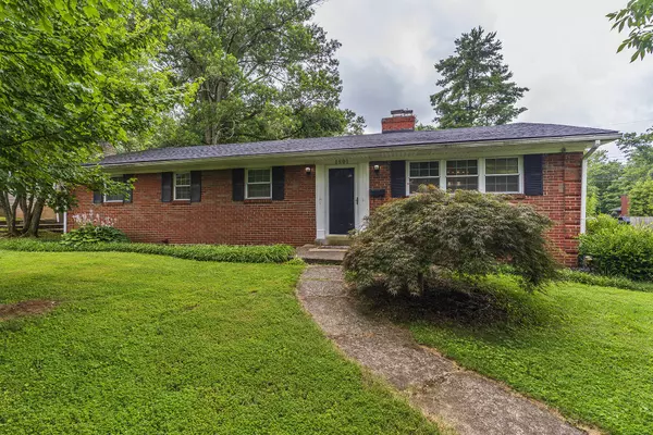 1501 Port Royal Drive, Lexington, KY 40504