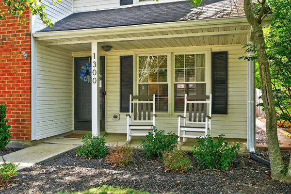1300 Colorado Road, Lexington, KY 40509