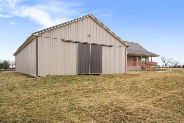 317 Iron Works Road, Paris, KY 40361