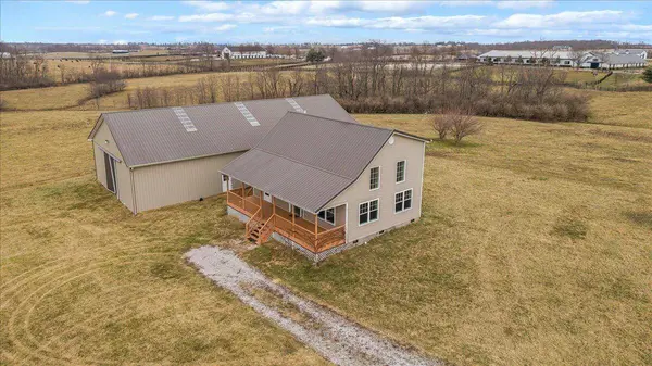 317 Iron Works Road, Paris, KY 40361