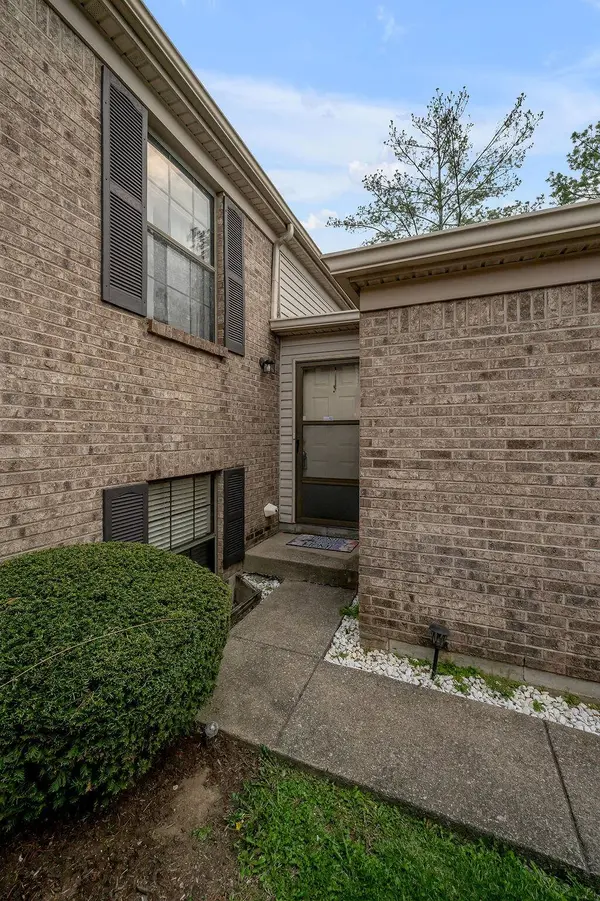 2511 Crusaders Way, Lexington, KY 40509