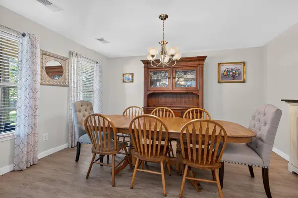 716 Newtown Springs Drive, Lexington, KY 40511