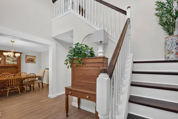 716 Newtown Springs Drive, Lexington, KY 40511