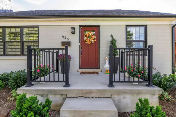 440 Longview Drive, Lexington, KY 40503