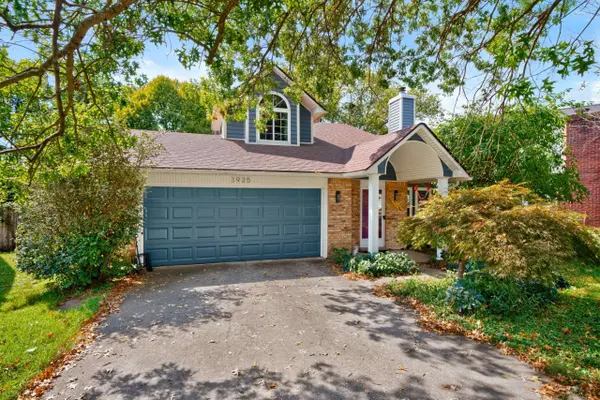 3925 Hillside Drive