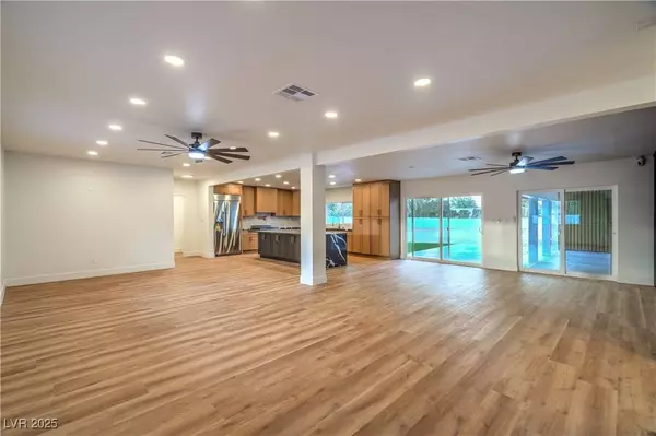 409 Lacy Lane, Las Vegas, NV 89107