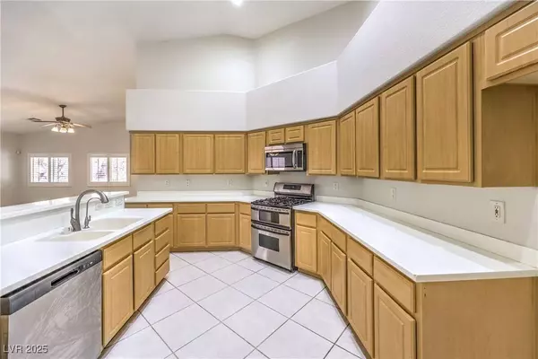 1563 Cattle Ranch PL, Henderson, NV 89002
