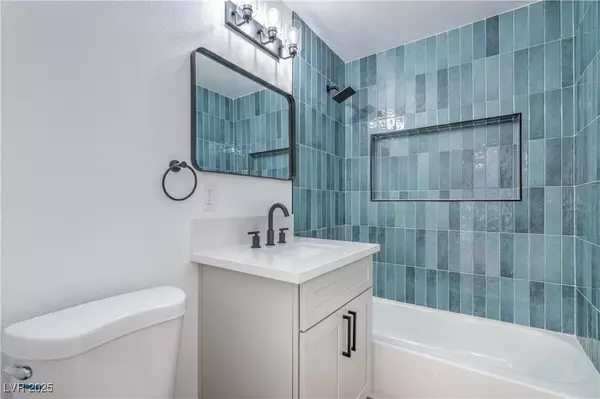 1109 E Tonopah AVE, North Las Vegas, NV 89030