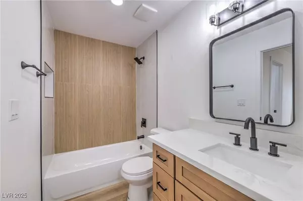 5335 Rod CT #103, Las Vegas, NV 89122