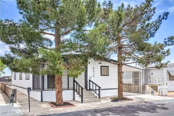 4670 Royal Ridge AVE, Las Vegas, NV 89103