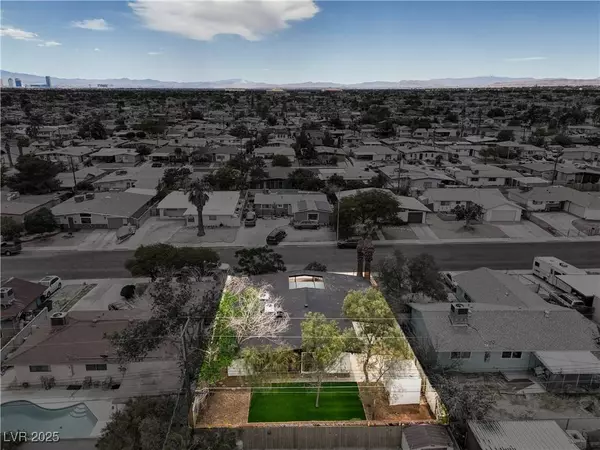 6320 Dayton AVE, Las Vegas, NV 89107